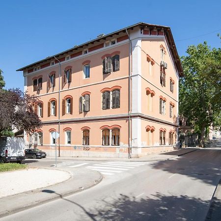 K- Apartments Пула Екстериор снимка