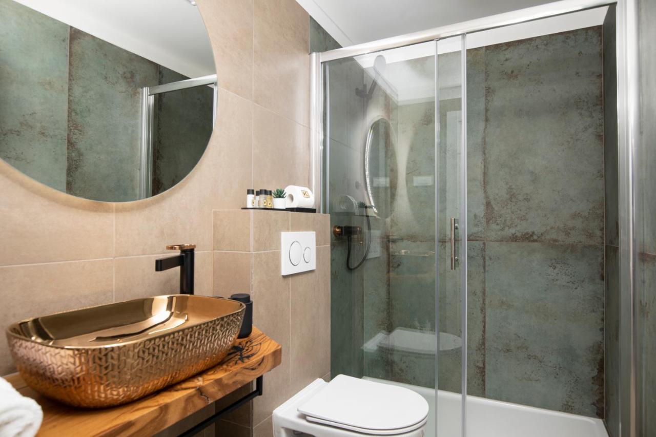 K- Apartments Пула Екстериор снимка