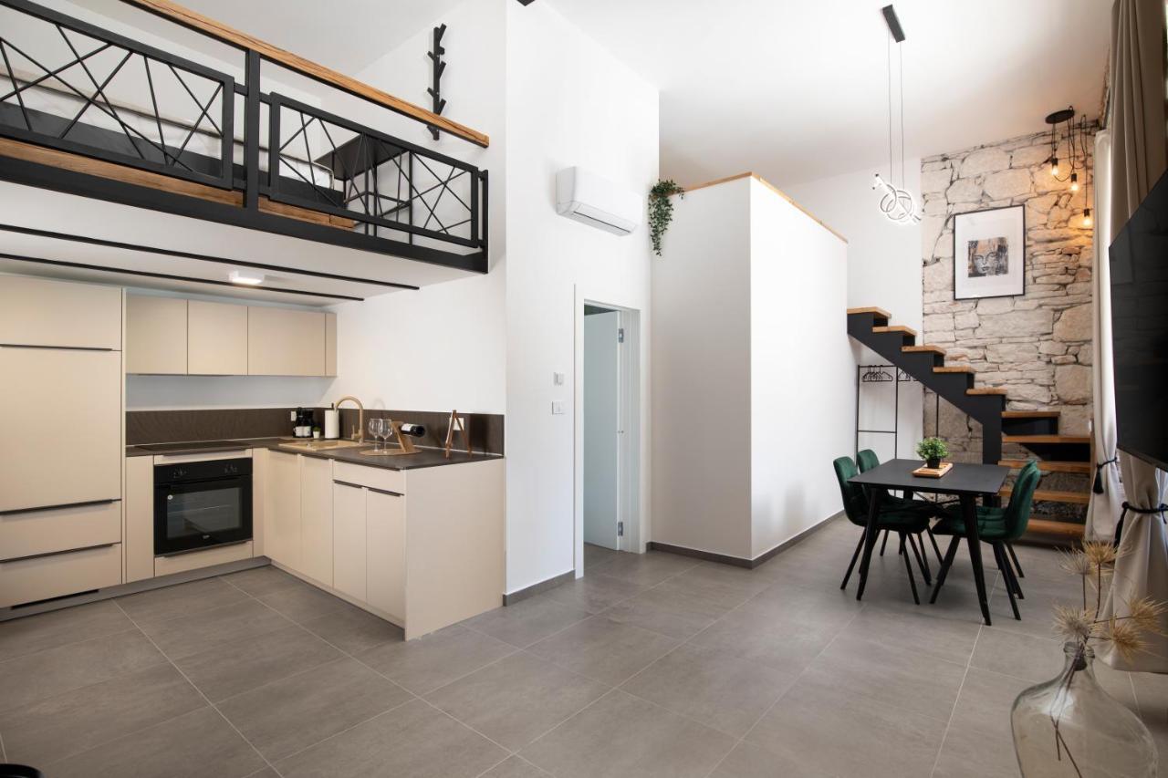 K- Apartments Пула Екстериор снимка